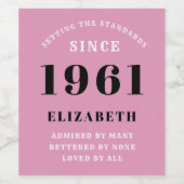 60誕生日1961ピンクブラックレディパーソナライズされたズ ワインラベル (シングルラベル)