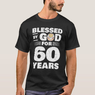 60賛美年間の神による – 60誕生日 Tシャツ