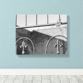 6067 – フェンスのロック キャンバスプリント (インサイチュ (ウッドフロア))