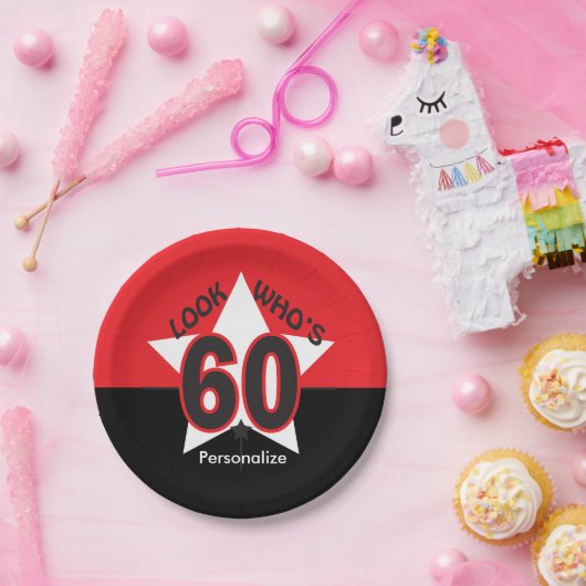 60% pipe%の第60誕生日はだれであるか見て下さい ペーパープレート (パーティー)