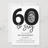 60 & Sexy Photo 60th誕生日招待状 招待状 (正面)