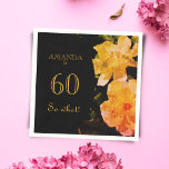 60 So What Yellow Rose 60th おもしろい Birthday Party スタンダードカクテルナプキン<br><div class="desc">60だから黄色のバラ60thおもしろい誕生日パーティナプキンス。名前を追加する。</div>