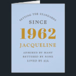 60th誕生日名1962ブルーシエレガントック<br><div class="desc">そのパーソナライズされた特別の時にエレガントは簡単カスタマイズの誕生日カード。</div>