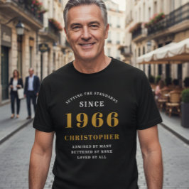 60th誕生日1964名前の追加ブラック金ゴールドパーティー tシャツ