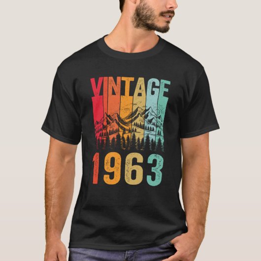 60th 生まれ Bday Mensヴィンテージ1963 60歳の誕生 Tシャツ (正面)