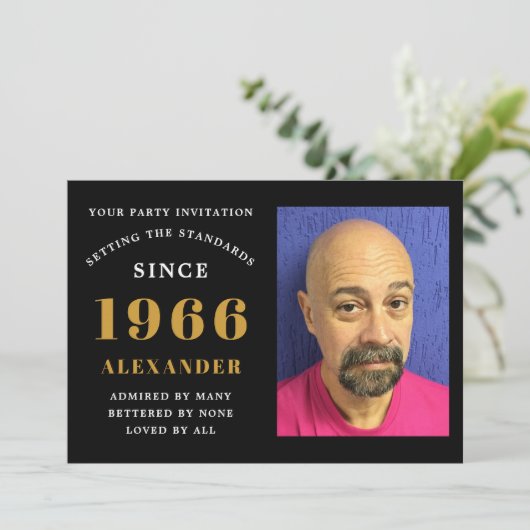 60th Birthday 1966 Black Gold Personalized Photo 招待状 (スタンド正面)