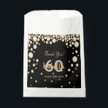 60th birthday partyブラック金ゴールド感謝していダイヤズ フェイバーバッグ<br><div class="desc">60歳エレガントの誕生日のお祝いバッグ。黒い背景と金色のダイヤフェイクモンド。文字付き：ありがとう！名前、年齢、日付のテンプレート。黄金の文字。</div>