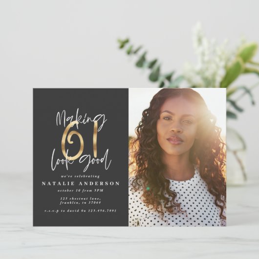 61歳モダンの誕生日の黒と金ゴールドの写真 (スタンド正面)