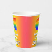 61番目の誕生日: カラフル、おもしろいレインボーパターン# 61 紙コップ (右)