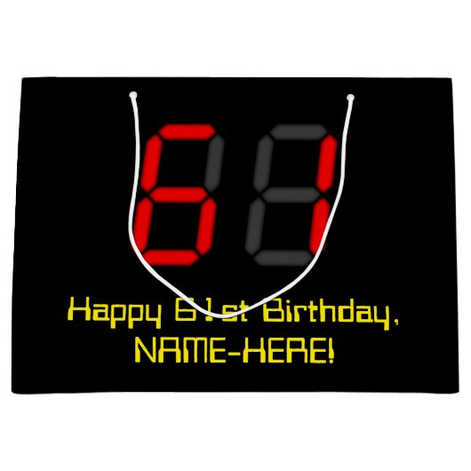 61誕生日：レッドデジタルクロックスタイル「61」 +名前 ラージペーパーバッグ (正面)
