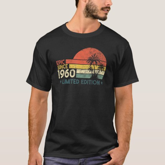 62 Year Old Birthday Epic Since 1960 Tシャツ (正面)