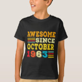 62 Years Old Awesome Since October 1963 62nd Birth Tシャツ (正面)