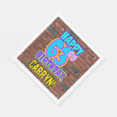 63誕生日~おもしろい、アーバングラフィティインスパイアルック スタンダードランチョンナプキン (角)