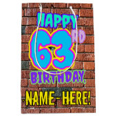 63誕生日:おもしろい、アーバングラフィティインスパイアルック ミディアムペーパーバッグ (正面)