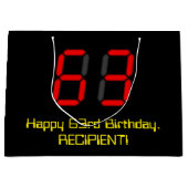 63誕生日:レッドデジタルクロックスタイル「63」 +名前 ラージペーパーバッグ (正面)