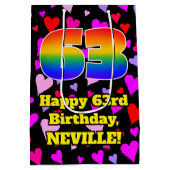 63誕生日:愛するハートパターン、虹# 63 ミディアムペーパーバッグ (裏面)