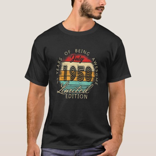64歳1958年7月64誕生日 Tシャツ (正面)