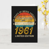64歳1961レトロ64素晴らし番目の誕生日贈り物 カード (黄色い花)