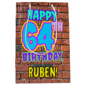 64誕生日:おもしろい、アーバングラフィティインスパイアルック ミディアムペーパーバッグ (正面)