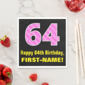 64誕生日：ピンクストライプ色のハートと"64" +名前 スタンダードランチョンナプキン (インサイチュ)