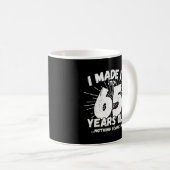 65おもしろい誕生日引用文皮肉65歳 コーヒーマグカップ (正面右)