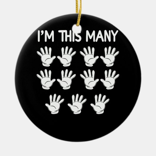 65おもしろい誕生日65歳のこの多くの手 セラミックオーナメント (正面)