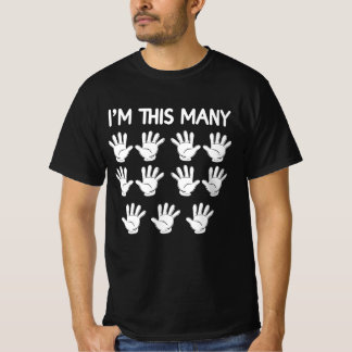 65おもしろい誕生日65歳のこの多くの手 Tシャツ