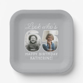 65歳の誕生日おめでとう モダンな写真と数字のバースデーパーティー ペーパープレート