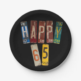 65歳の誕生日のための錆びたライセンスプレート ペーパープレート