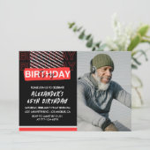 65歳の誕生日招待状メンズパーティーフォトレッド 招待状 (スタンド正面)