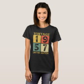 65歳レトロ1957 65誕生日 Tシャツ (正面フル)