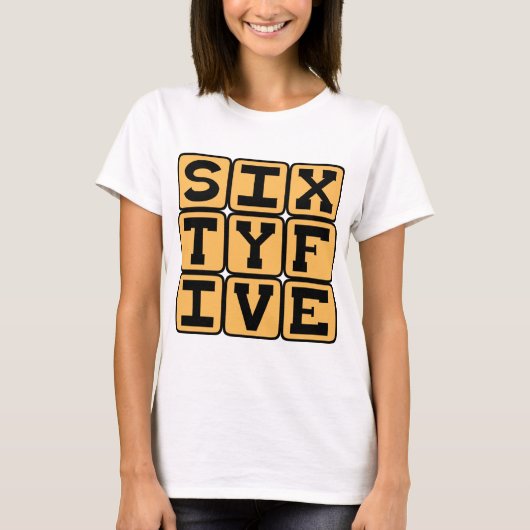 65歳、65歳、定年 Tシャツ (正面)