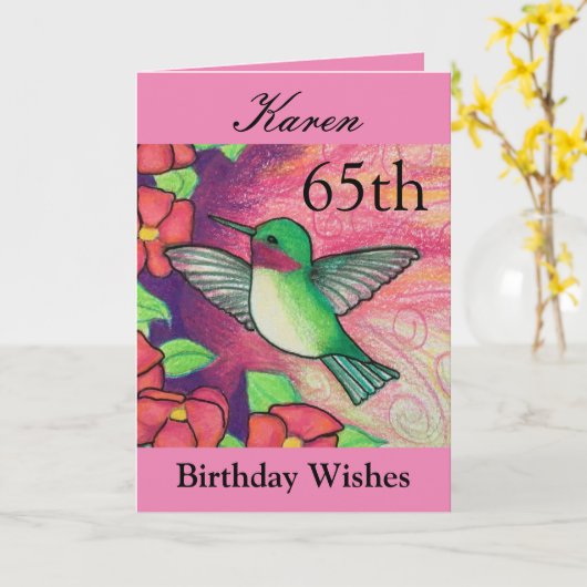 65番目の誕生日ウィッシュかわいらしピンクの蜂すずめ カード (黄色い花)