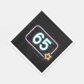 65誕生日ネオンサインオンブリック スタンダードランチョンナプキン (角)