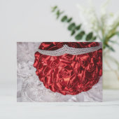 6508-赤いサテンの花束、ヴェール上のダイヤモンドのティアラ 招待状 (スタンド正面)