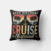 65th誕生日クルーズスクワッドファミリーマッチング クッション (裏面)