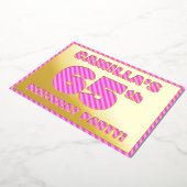 65th Birthday Party — はっきりした、おもしろい、ピンクストライプ色65 箔招待状 (回転した状態)