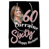 660誕生日フォトスクリプトバラピンク ミディアムペーパーバッグ