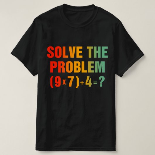67の問題を解く Gen Alpha数学教師のミーム Tシャツ (デザイン正面)