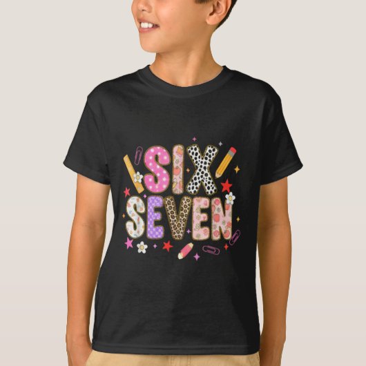 67先生のためのTシャツ 67のミーム 女性教師 六七 Tシャツ (正面)