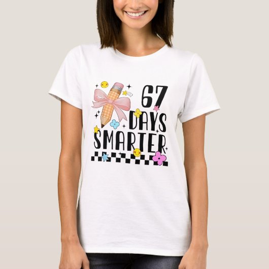 67日目の学校おもしろTシャツ 67日目も賢く Tシャツ (正面)