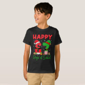 67日目の学校生活をお祝いしよう クリスマス サンタクロース Tシャツ (正面フル)
