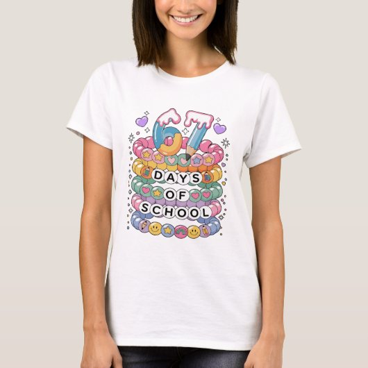 67日目の学校 かわいい先生 カラフルな教室 Tシャツ (正面)