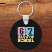 67日目の学校 楽しい 6 7 先生 理科の授業 キーホルダー (正面)