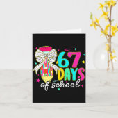 67日間の学校生活を乗り切った！おもしろ67のミーム教師 カード (黄色い花)