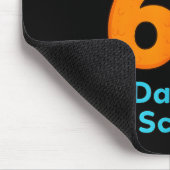 67日間の学校生活を無事に乗り切った!感謝祭のユーモアたっぷりな七面鳥 マウスパッド (コーナー)