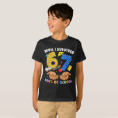 67日間の学校生活を生き延びたゾロメSix Seven Meme T Tシャツ (正面フル)