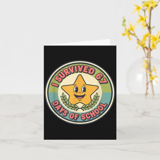 67日間の学校生活を生き抜いた 笑える67人の先生たちと生徒 カード (黄色い花)