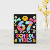 67日間の学校生活を生き抜いた！面白すぎる67人の先生たちと生徒たち カード (黄色い花)