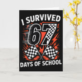 67日間の学校生活を生き抜いた Six Seven ミーム レース カード (黄色い花)